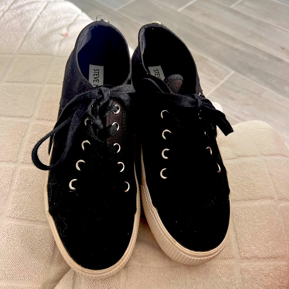Steve Madden platform sneakers